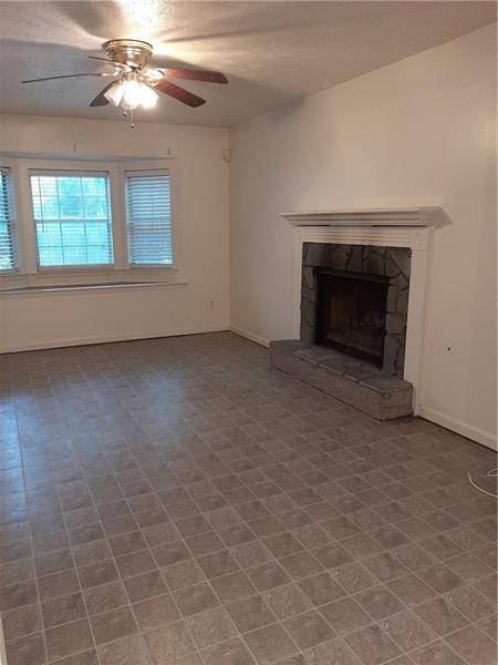 Building Photo - 4429 Coopers Creek Dr SE