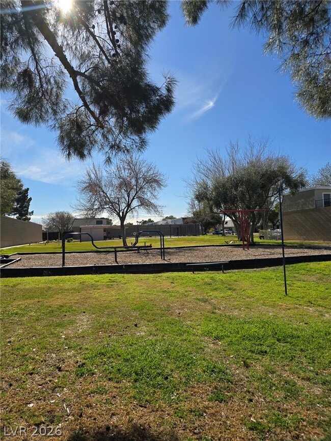 Building Photo - 3612 Mt Vernon Ave