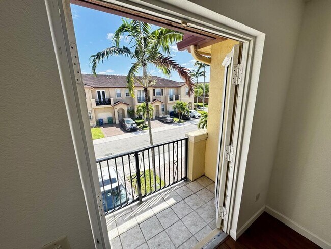 Building Photo - 12975 SW 135th St