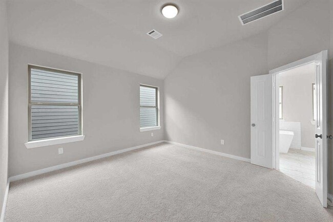 Building Photo - 16630 Lake Austin St