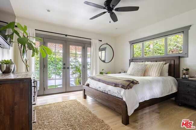 Building Photo - 12208 Laurel Terrace Dr