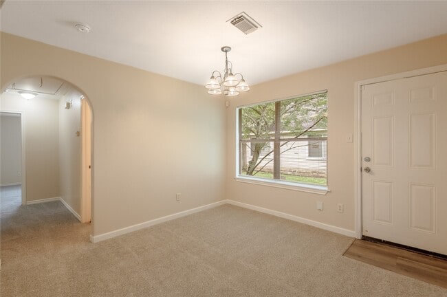 Building Photo - 636 Avenue H