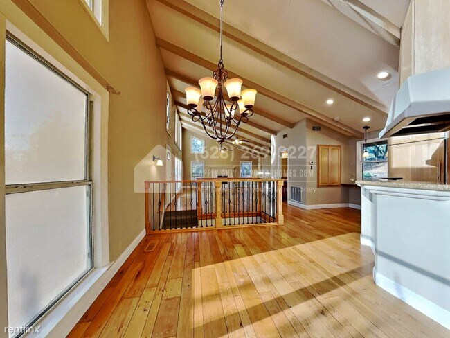 Building Photo - 3 br, 2.5 bath House - 7850 Hill Road -