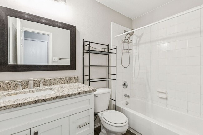 Building Photo - Rare 3BR Single-Family Home w/ 2-Car Garage, Fiber Internet & All Appliances – Near Little Elm Lake