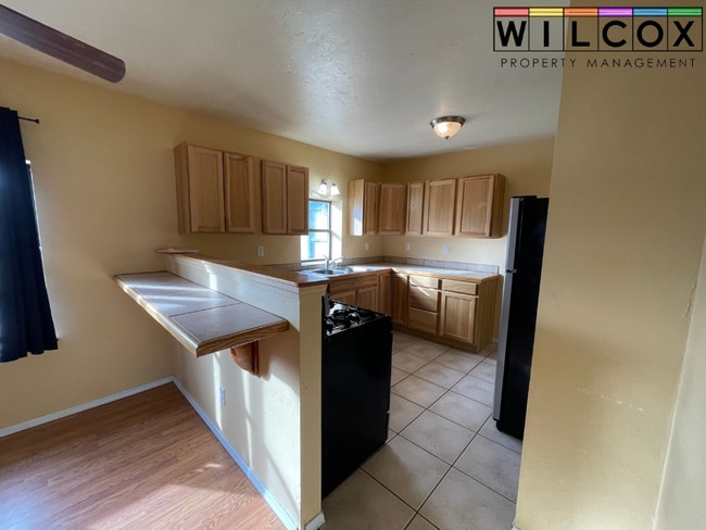 Building Photo - Charming 2-Bedroom Home Steps from Local Conveniences