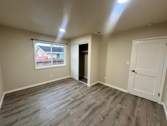 Building Photo - 11021 Haight St