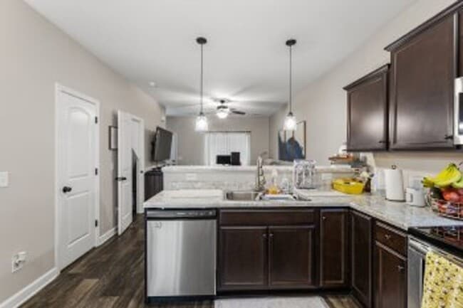 Building Photo - 207 Alexa Pl