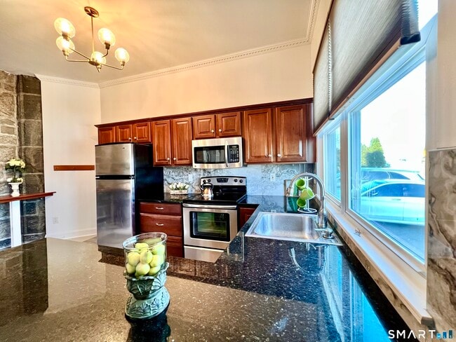 Building Photo - 5 Hundley Ct