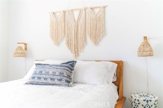 Building Photo - 61660 Valley View Dr