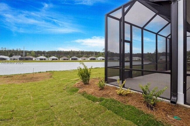 Building Photo - 99 High Tide Ln