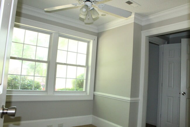 Building Photo - Northeast Columbia Spring Valley Rental