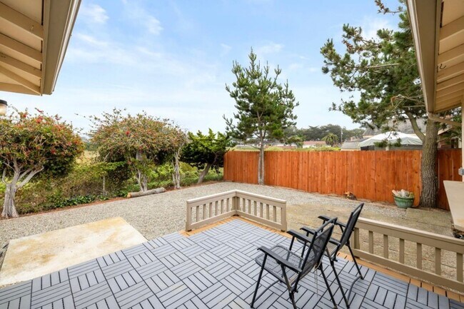 Building Photo - 3135 Messinger Dr