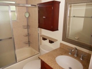 Building Photo - 658 Bryan Terrace Dr