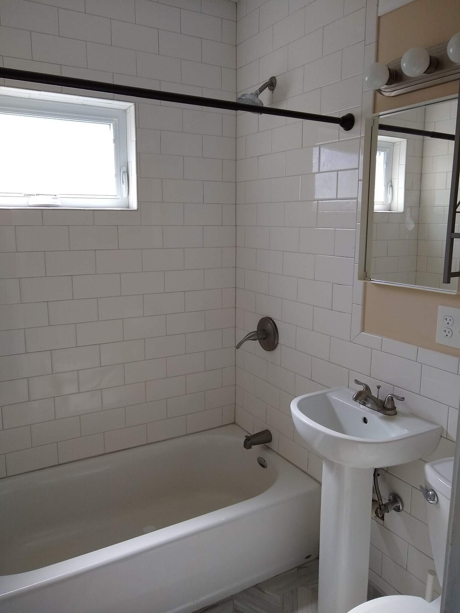 Bathrrom - 36R Otis St