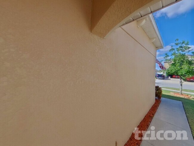 Building Photo - 10923 Rainbow Pyrite Dr