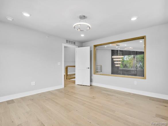 Building Photo - 953 Smart Town Dr
