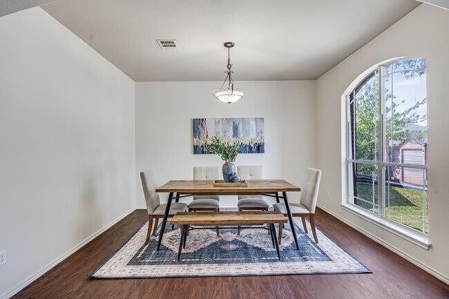 Building Photo - 4001 Veiled Falls Dr
