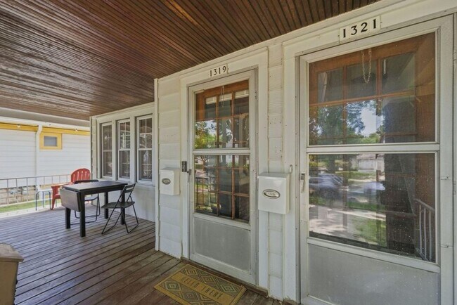 Building Photo - 1319 N 55th St