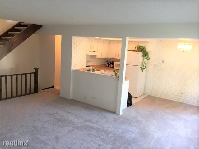 Building Photo - 2 br, 1.5 bath Condo - 1328 Inverrary Ln