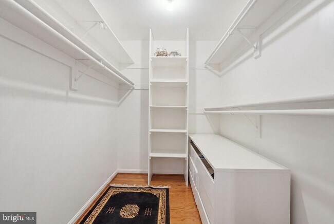Building Photo - 6204 Redins Dr