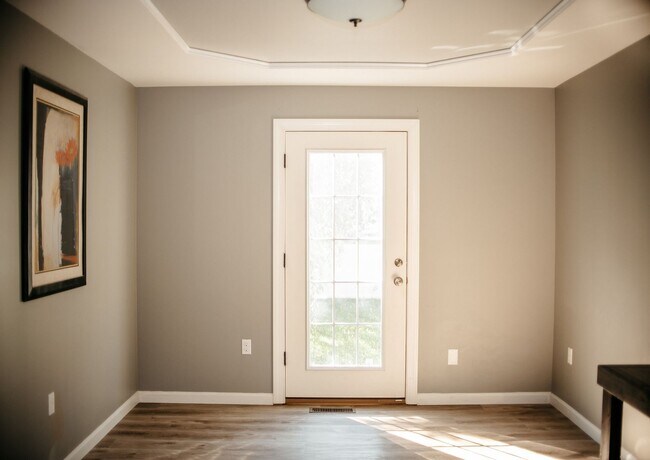 Building Photo - 20 Limestone Ln