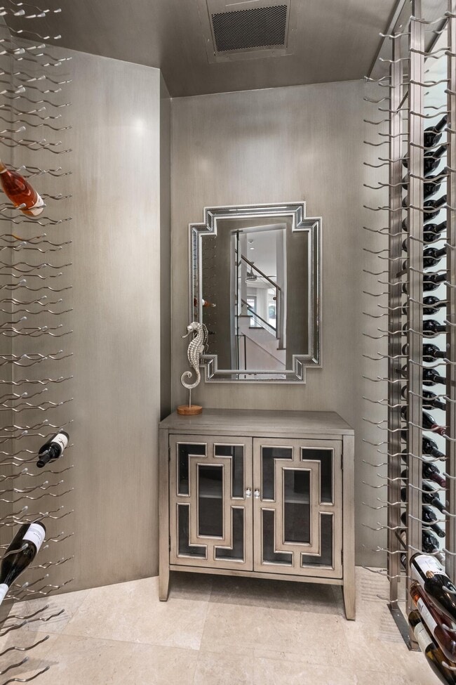 Building Photo - 863 Enfield St