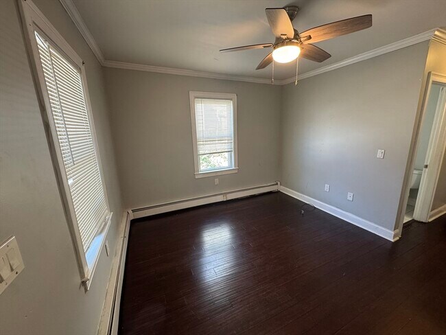 Building Photo - 52 Faunce Rd