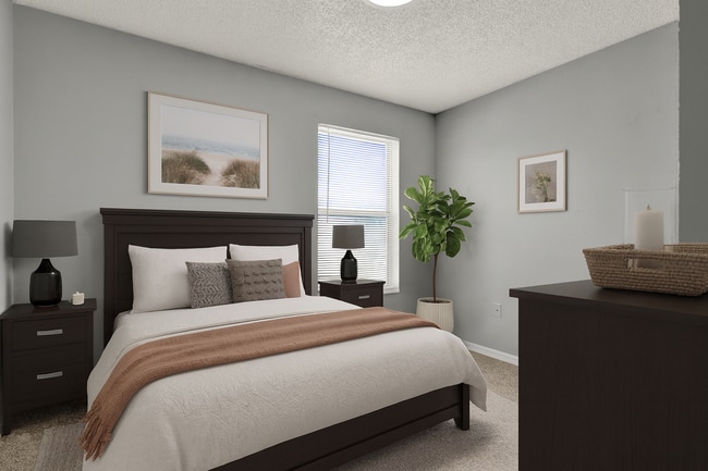 Building Photo - SPACIOUS 2 Bedroom 1.5 Bath Apartment