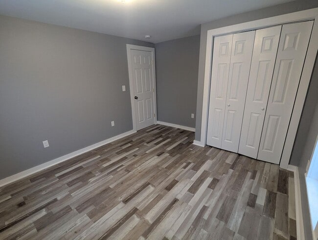 Building Photo - 19 Main St