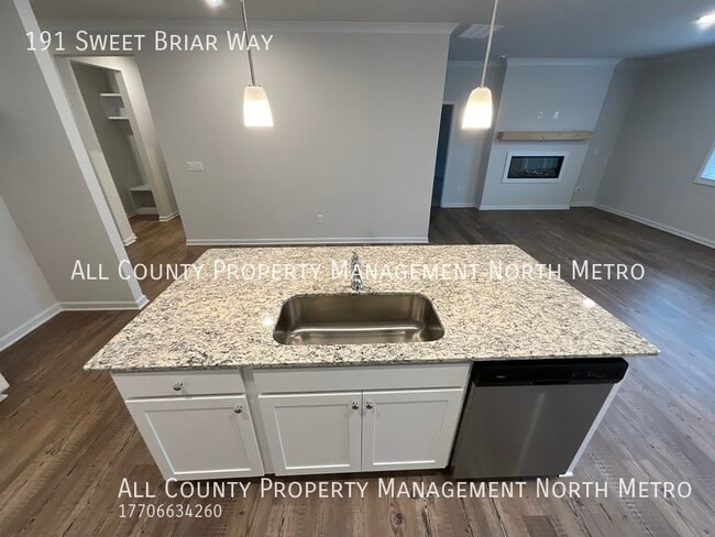 Building Photo - 191 Sweet Briar