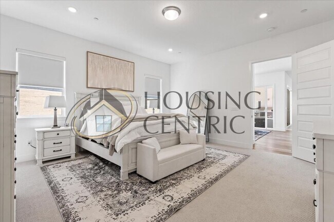 Building Photo - Modern & Elegant Living in Emerald Peak, E...