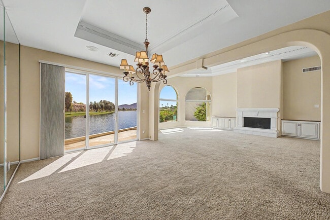 Building Photo - 8407 E Del Camino Dr