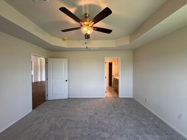 Building Photo - Brand New - 4 bedroom, 2.5 bath, 2 car garage in Bixby Ok