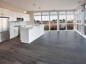 Building Photo - 1794 Lanier Pl NW