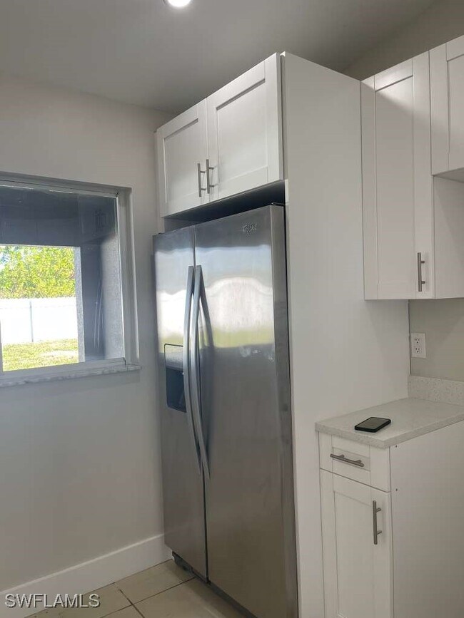 Building Photo - 2806-2804 Hawalaska St