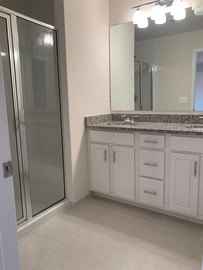 Building Photo - Coming Soon!