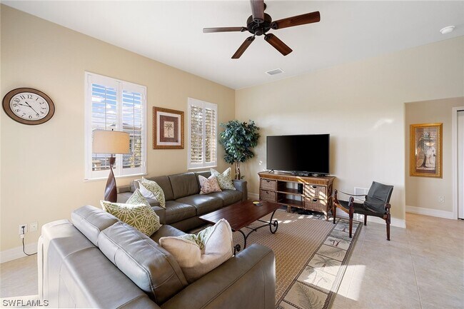 Building Photo - 1641 Villa Ct