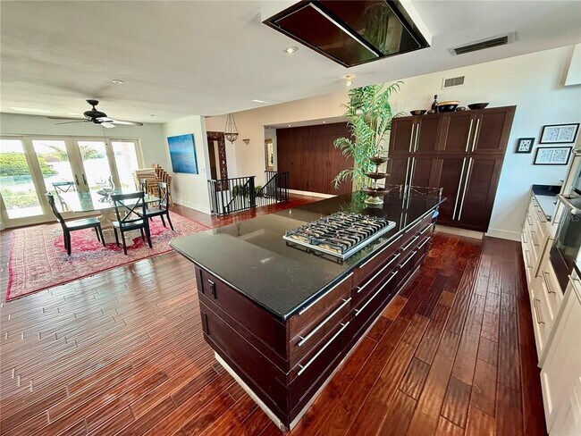 Building Photo - 1257 Tree Bay Ln