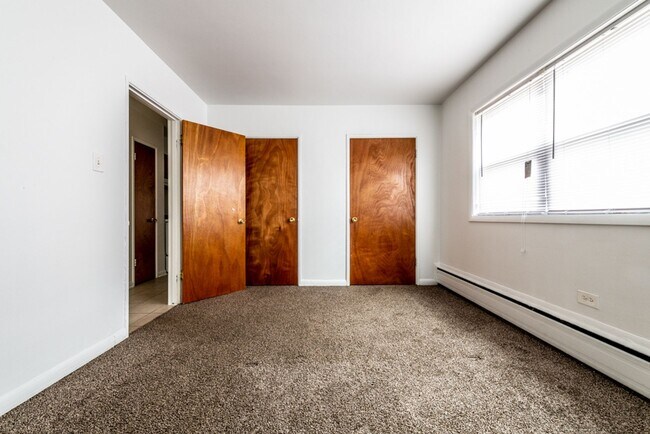 Building Photo - 5015 W Jackson Blvd Chicago, IL 60644