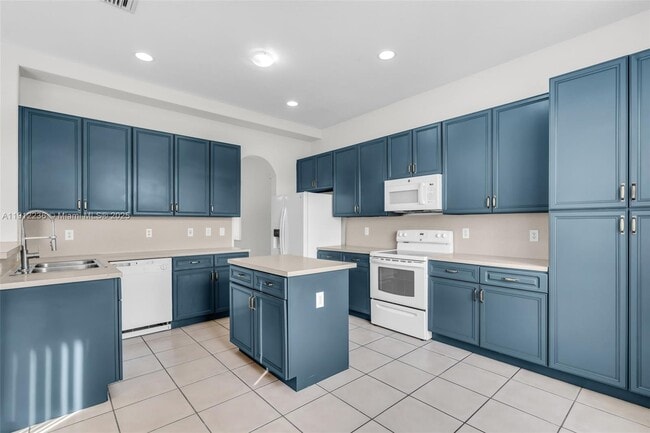 Building Photo - 8920 NW 180th Terrace