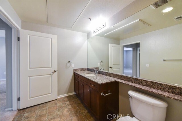 Building Photo - 2202 Scholarship