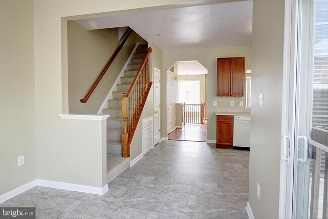 Building Photo - 160 Harpers Way