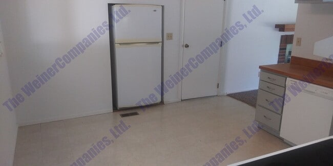 Building Photo - Now Leasing for August 1st!