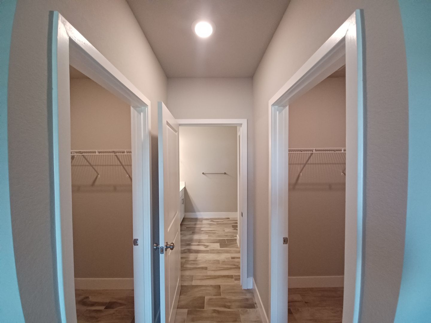 Building Photo - 4/2 Single Family Home