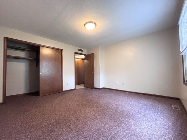 Building Photo - 1904 Sand Dollar Dr
