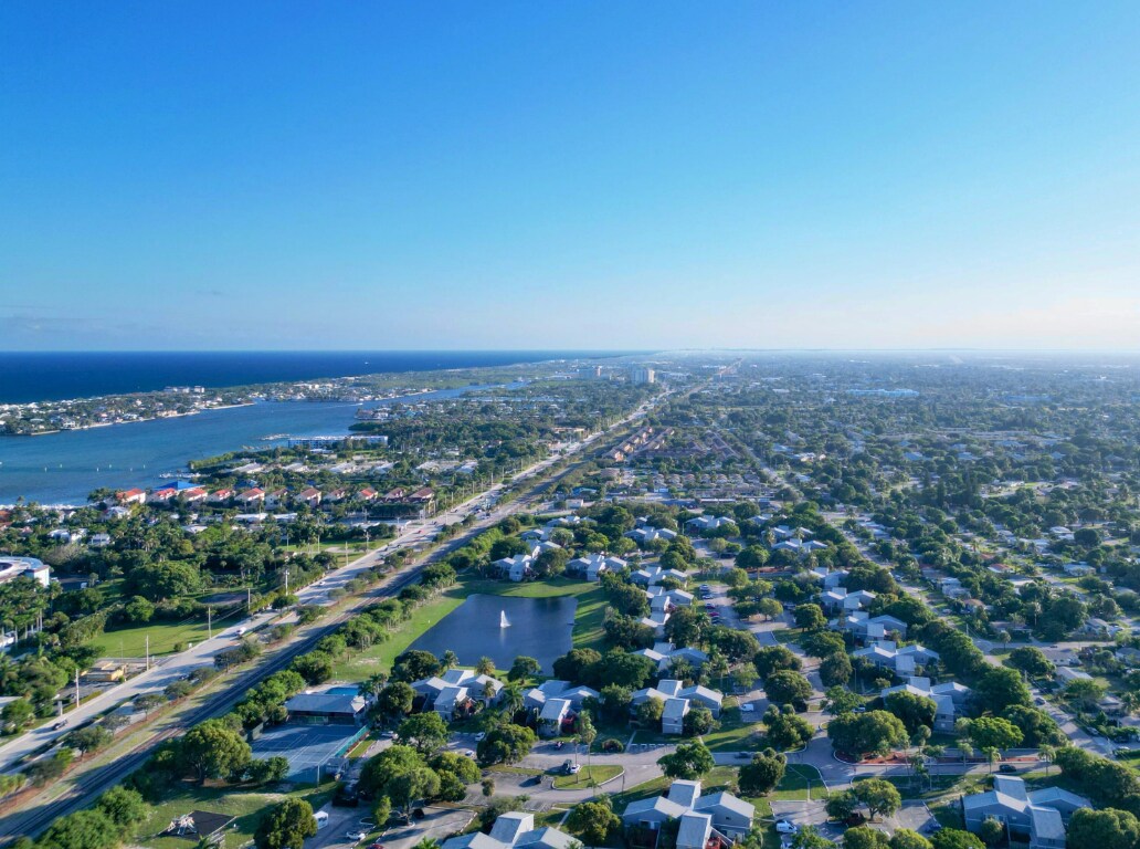 Building Photo - 7 Crossings Cir