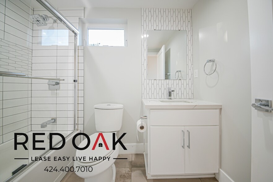 Building Photo - 4444 S Slauson Ave