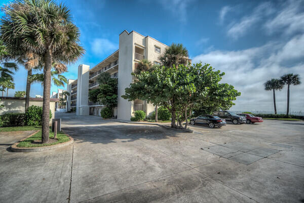 Building Photo - 1465 Jimmy Buffett Mem Hwy