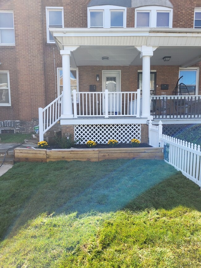 Front view of property - 1164 Atwood Rd