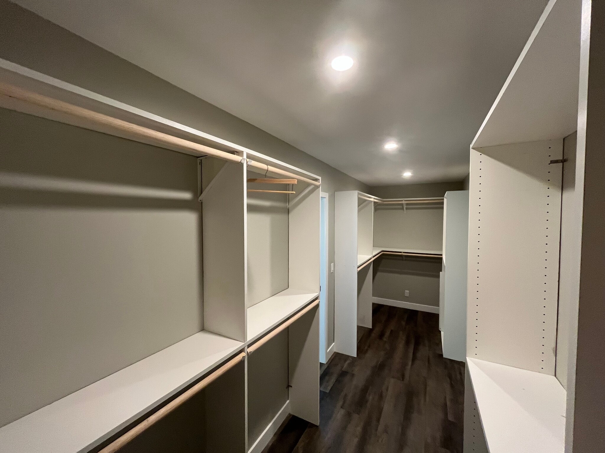 Walk-In / Walk Through Closet - 1825 Walnut Creek Ct